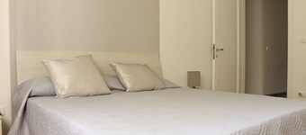 Spacious accommodation within walking distance of the historic center, 25 minutes by train from Venice