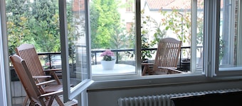 Spacious accommodation within walking distance of the historic center, 25 minutes by train from Venice