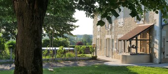 Character house with garden & swimming pool