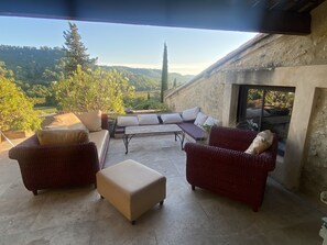 Terrace/patio - Village house with heated pool in the Luberon for 14 people (Ansouis)