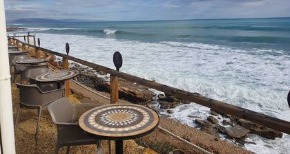 Romantisch restauriertes Mühlenhaus mit Pool in privaten Gärten. Gratis Wifi.