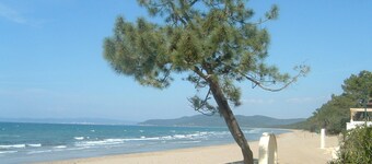 BondgÄrd med fantastiskt panorama över det toskanska Maremma