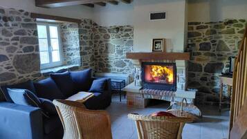 TV connectée, cheminée