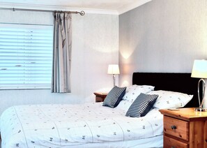 2 Schlafzimmer, Bügeleisen/Bügelbrett, kostenloses WLAN, Bettwäsche