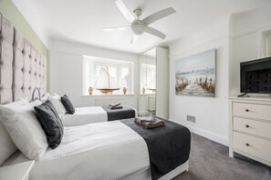 7 bedrooms, in-room safe, iron/ironing board, travel crib