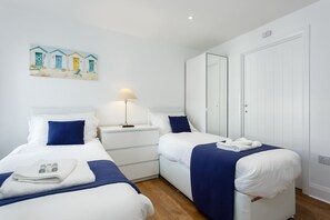7 habitaciones y caja de seguridad en la habitación 