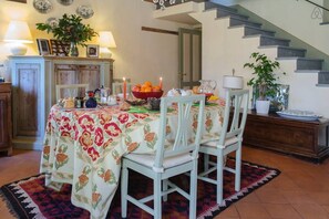 Dining - Charming villa in the Marche hills a few km from the Conero Riviera (Osimo)