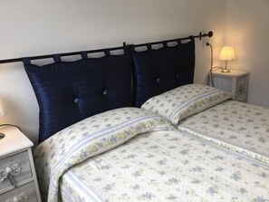1 bedroom, iron/ironing board, Internet, bed sheets
