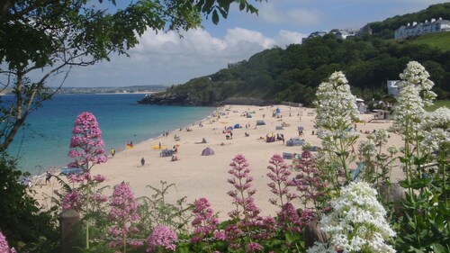 Character, Views over Carbis Bay, Balcony,Parking,2 Bathrooms, own entrance.