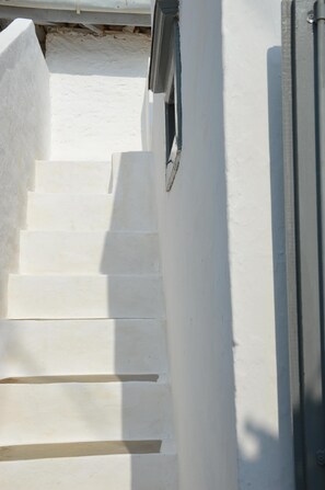 Exterior detail - Hydra studio house with amazing harbour views (Hydra Town, Hydra)