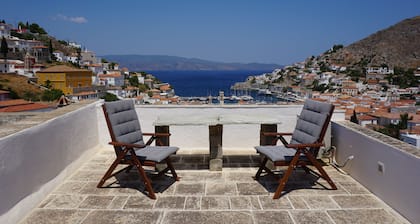 Hydra Studio Haus mit herrlichem Hafenblick