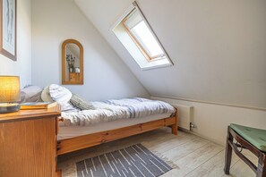 4 Schlafzimmer, Zimmersafe, Bügeleisen/Bügelbrett, kostenloses WLAN