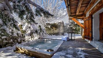 Outdoor spabad