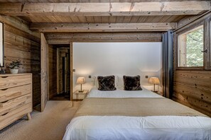 6 chambres, fer et planche à repasser, Wi-Fi gratuit, draps fournis