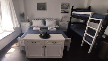 2 chambres, fer et planche à repasser, lit parapluie, Wi-Fi gratuit