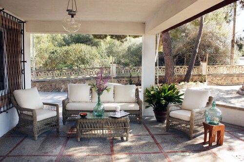 Wonderful Villa Near the Sea