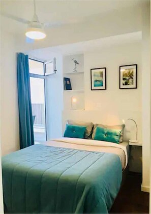 1 chambre, fer et planche Ă repasser, Wi-Fi gratuit, draps fournis