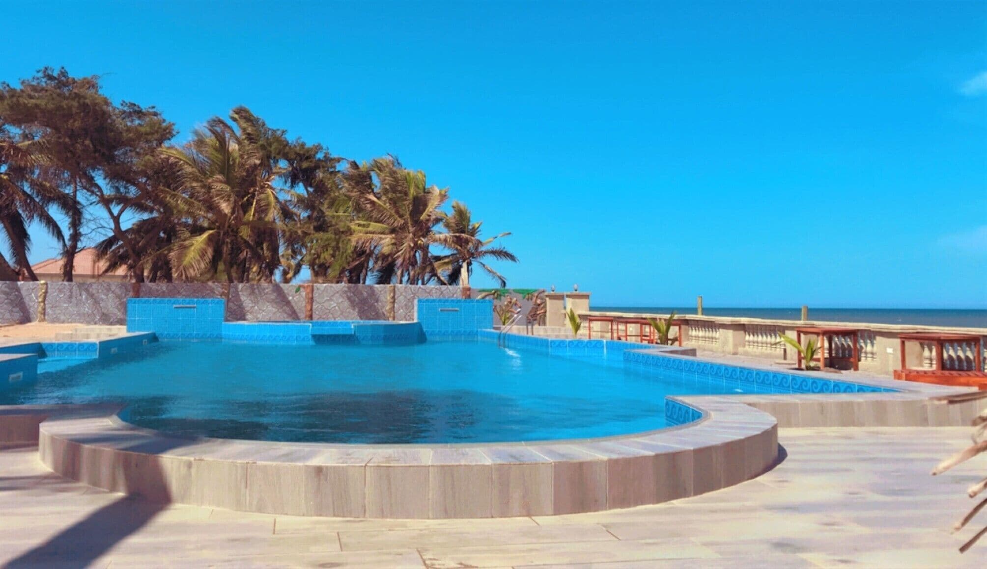 Outdoor pool, pool umbrellas, sun loungers