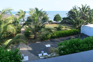 Executive-Zimmer, Terrasse, Meerblick | Ausblick vom Zimmer