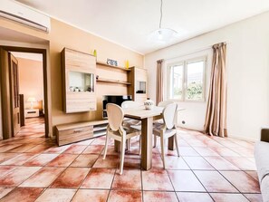 TV - Home For You in Costa Smeralda (OLBIA)