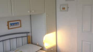 2 soverom, strykejern/-brett, wi-fi og sengetøy