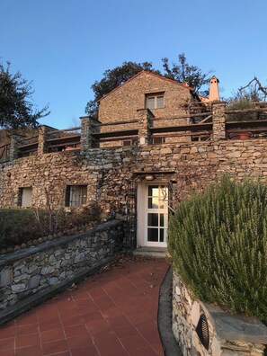 Exterior - Villa With Fantastic Sea Views, Surrounded By Vineyards CITRA  009022-LT-0083 (Celle Ligure)
