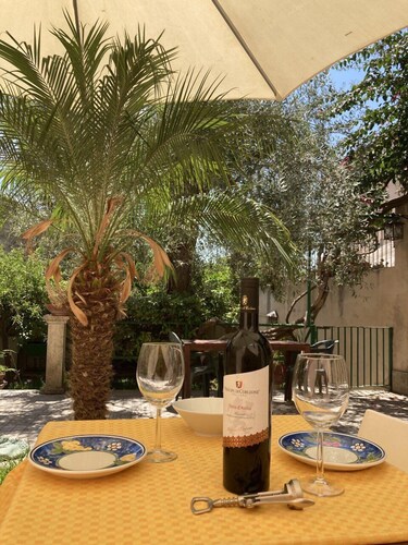 Casa in Centro Storico di  Noto con giardino privato