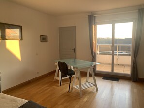 4 Schlafzimmer, Bügeleisen/Bügelbrett, Reisekinderbett, kostenloses WLAN