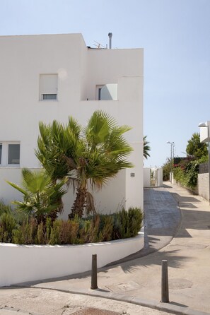 Property grounds - Luxury Penthouse in Conil de la Frontera - Breathtaking Sea views. (Conil de la Frontera)
