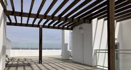 Excellent-T2 with Pool 1 MINUTE FROM PRAIA DA ROCHA-Sunday to Sunday(6750920)