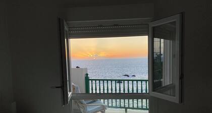 Fuencaliente: House in the beach