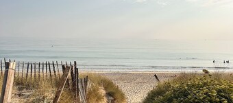 Stor og flott 2pieces med basseng, wifi, terrasse og privat parkering 