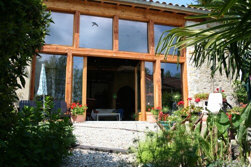Rustic loft in rural village 25 minutes south of Carcassonne
