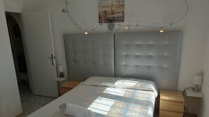 4 soverom, strykejern/-brett, wi-fi og sengetøy