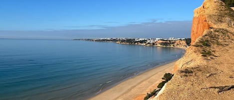 Perto da praia, toalhas de praia 