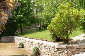 Property grounds - GITE CLOSE TO PUY DU FOU 10 mins FROM VILLA MAGDALENA (Sèvremont)