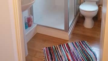 Doccia, asciugacapelli, sapone