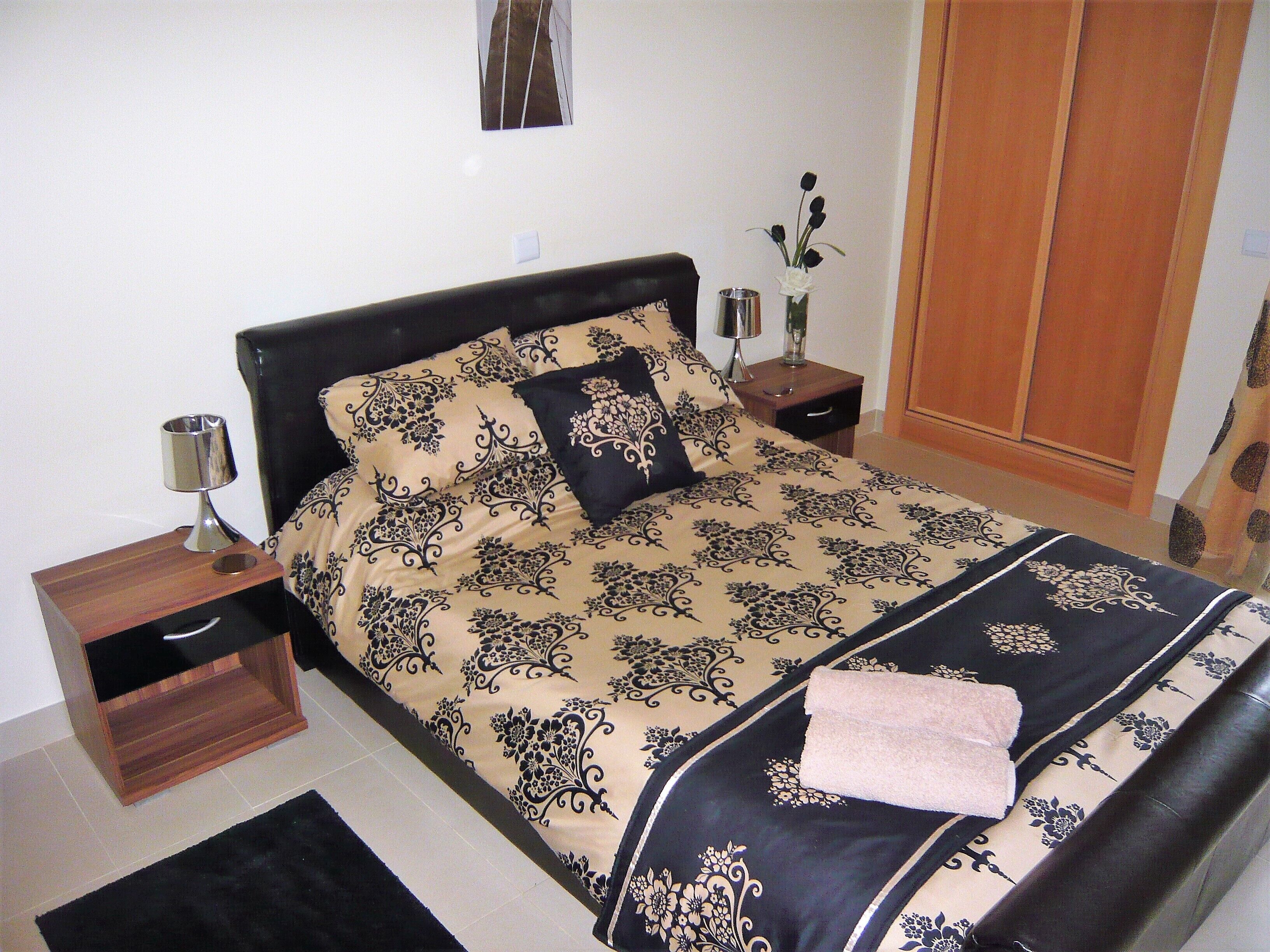 2 bedrooms, in-room safe, iron/ironing board, travel cot