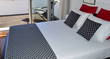 T2 Maison avec une vue magnifique, situé dans le centre historique de Funchal.