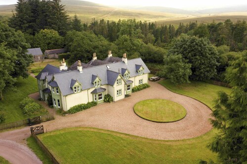 Lagafater Lodge - oma "yksityinen 7000 hehtaarin Scottish Estate.