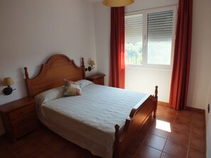5 bedrooms, iron/ironing board, travel cot, free WiFi