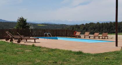 Erittäin hyvällä paikalla talon rustiikkia viehätystä 4 hengelle (lähellä Girona, Costa Brava