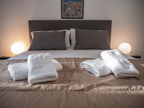 4 habitaciones, tabla de planchar con plancha y wifi gratis