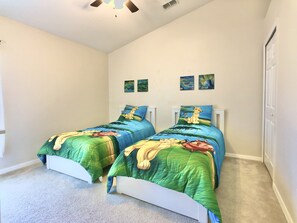 5 chambres, fer et planche à repasser, Wi-Fi gratuit, draps fournis