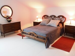 4 chambres, bureau, fer et planche à repasser, Wi-Fi