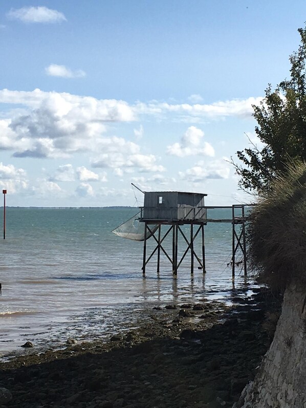 Tæt på stranden