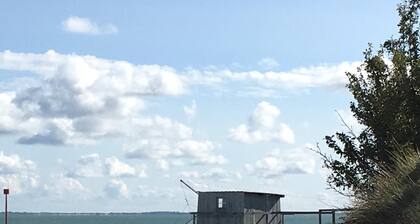 Unique ! Une seigneurie du 17Ú siÚcle rénovée, à environ 20 mn de la plage