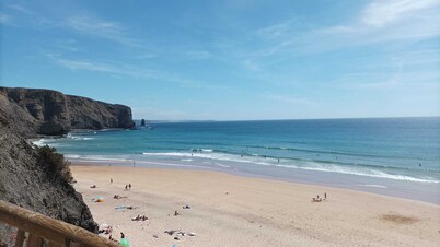 Beautiful detached 3 bedroom villa with private south facing swimming pool