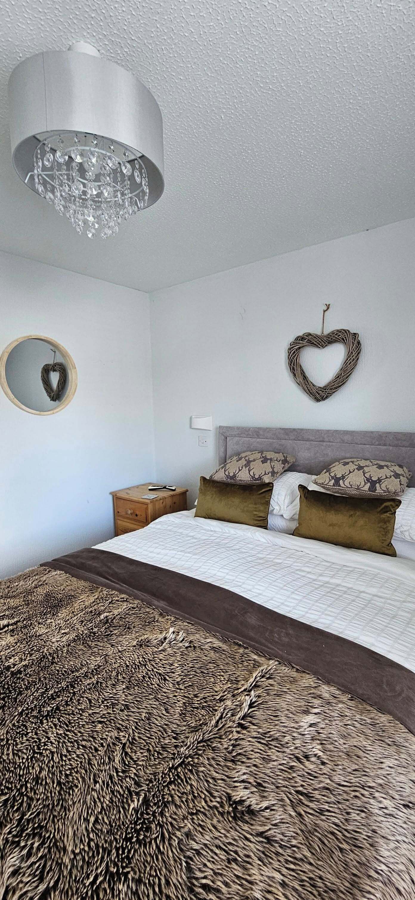 2 habitaciones, tabla de planchar con plancha y wifi gratis 