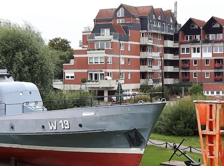 Exterior. 66m² apartment with ship view 4-6 persons bicycles/beach chair in Horumersiel /North Sea
